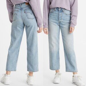 Levi’s Ribcage Straight Ankle Jeans - Middle Road Wash - Size 32